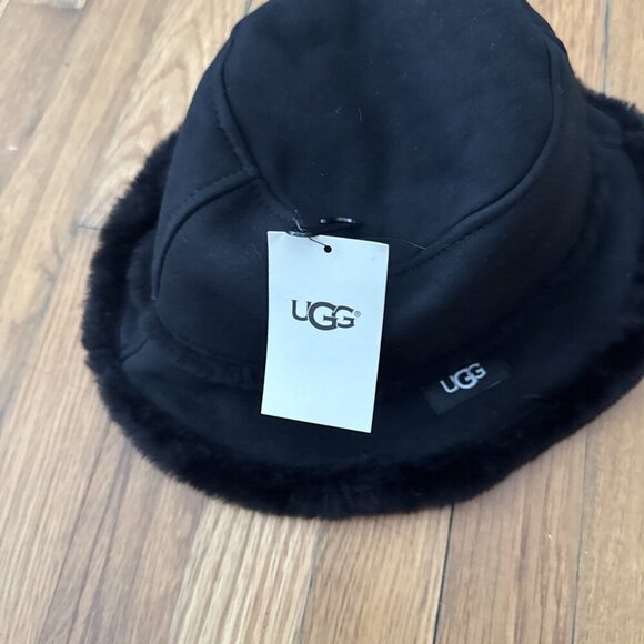 UGG Sheepskin Shearling Bucket Hat Black Size Large/Extra Large - Picture 2 of 6